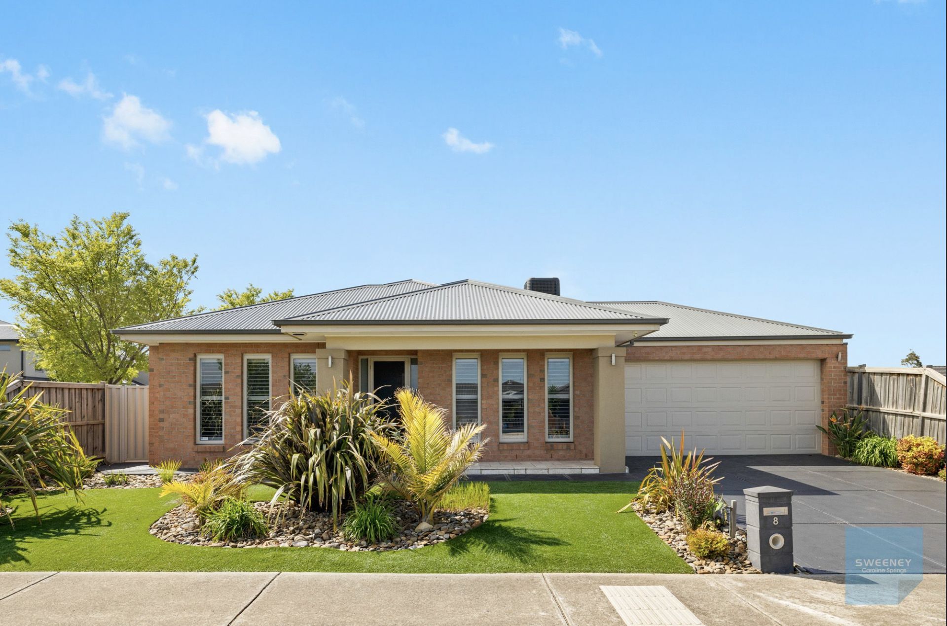 8 Pacific Boulevard, Taylors Hill - Image 1