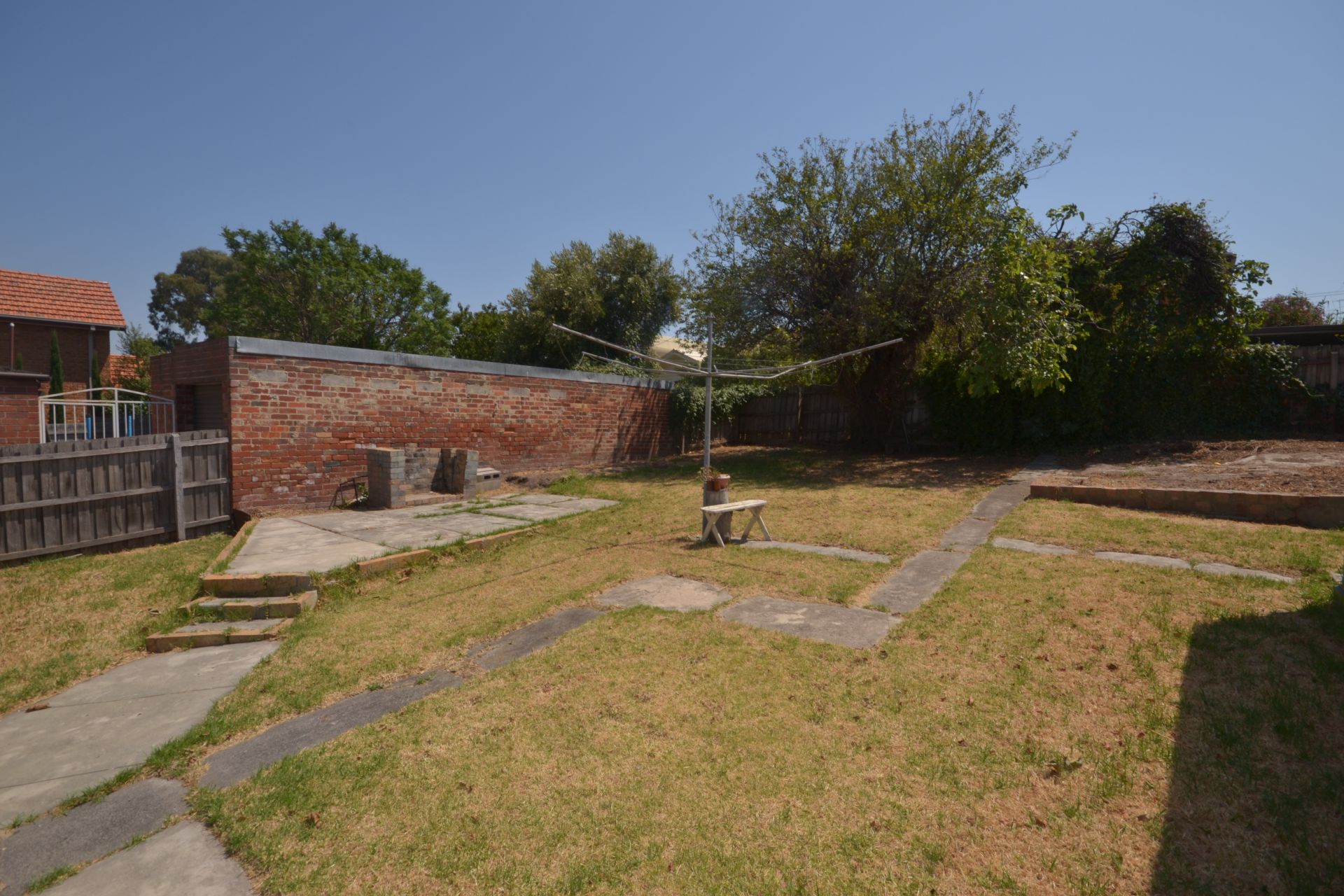 A SPACIOUS 2 BEDROOM HOUSE TO CALL HOME