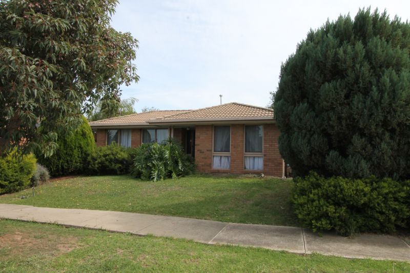 7 Pulford Crescent, Mill Park