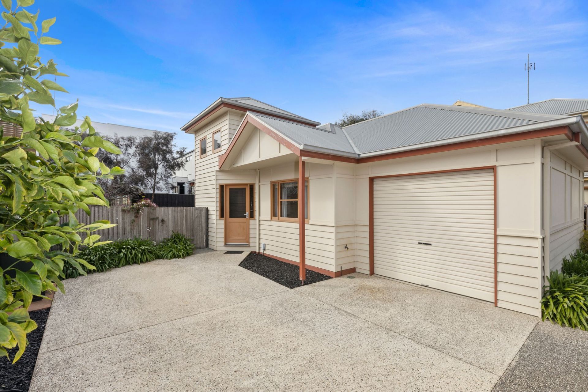 2/24 Parker Street Ocean Grove VIC, Ocean Grove - Thumbnail 2