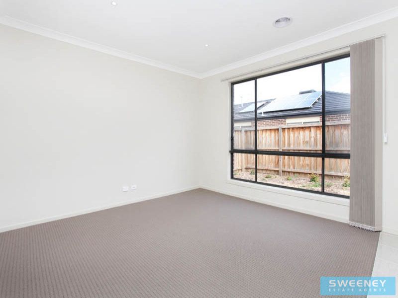 3 Riviera Drive, Hillside - Thumbnail 5