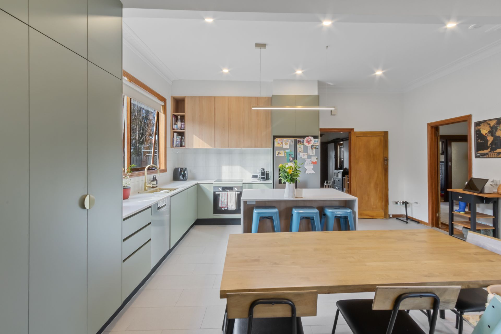 Stunning Renovated Home - FULLY FURNISHED.