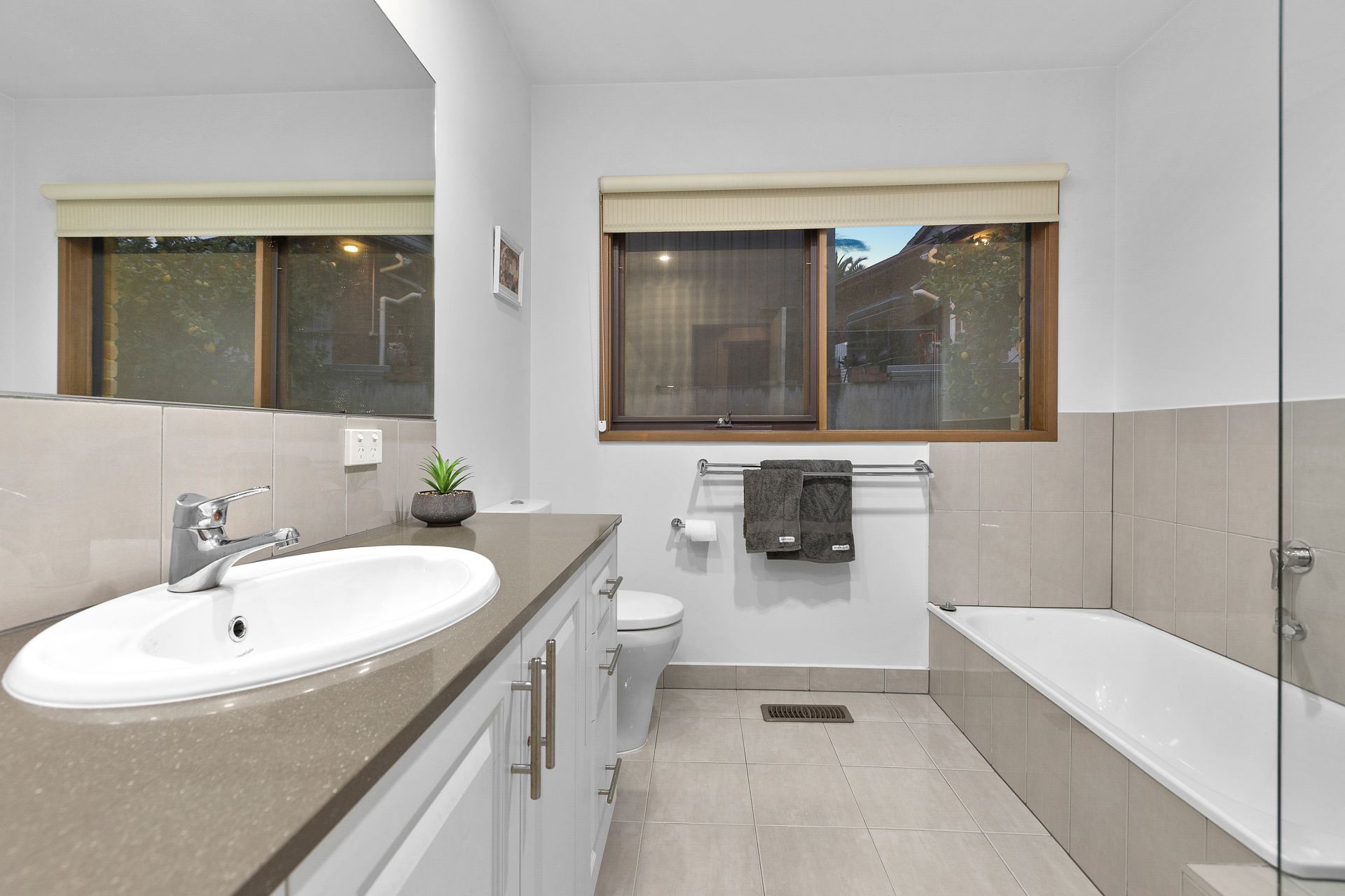 5 Thurmond Court, Endeavour Hills OBrien Real Estate