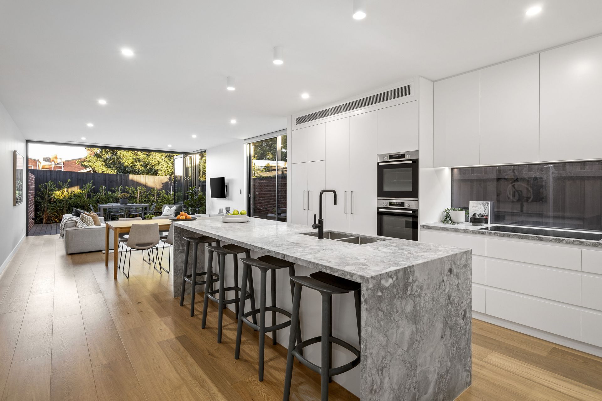 38b Cedar Street, Caulfield South - Thumbnail 4
