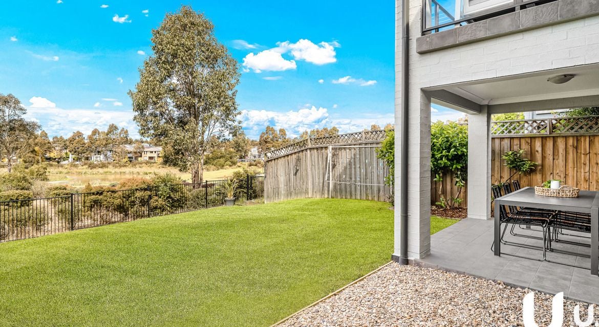 Colebee 16 Aspect Crescent