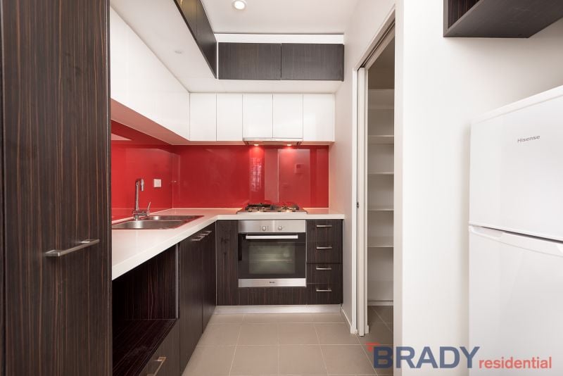 705/8 Sutherland Street MELBOURNE VIC, Melbourne - Thumbnail 3