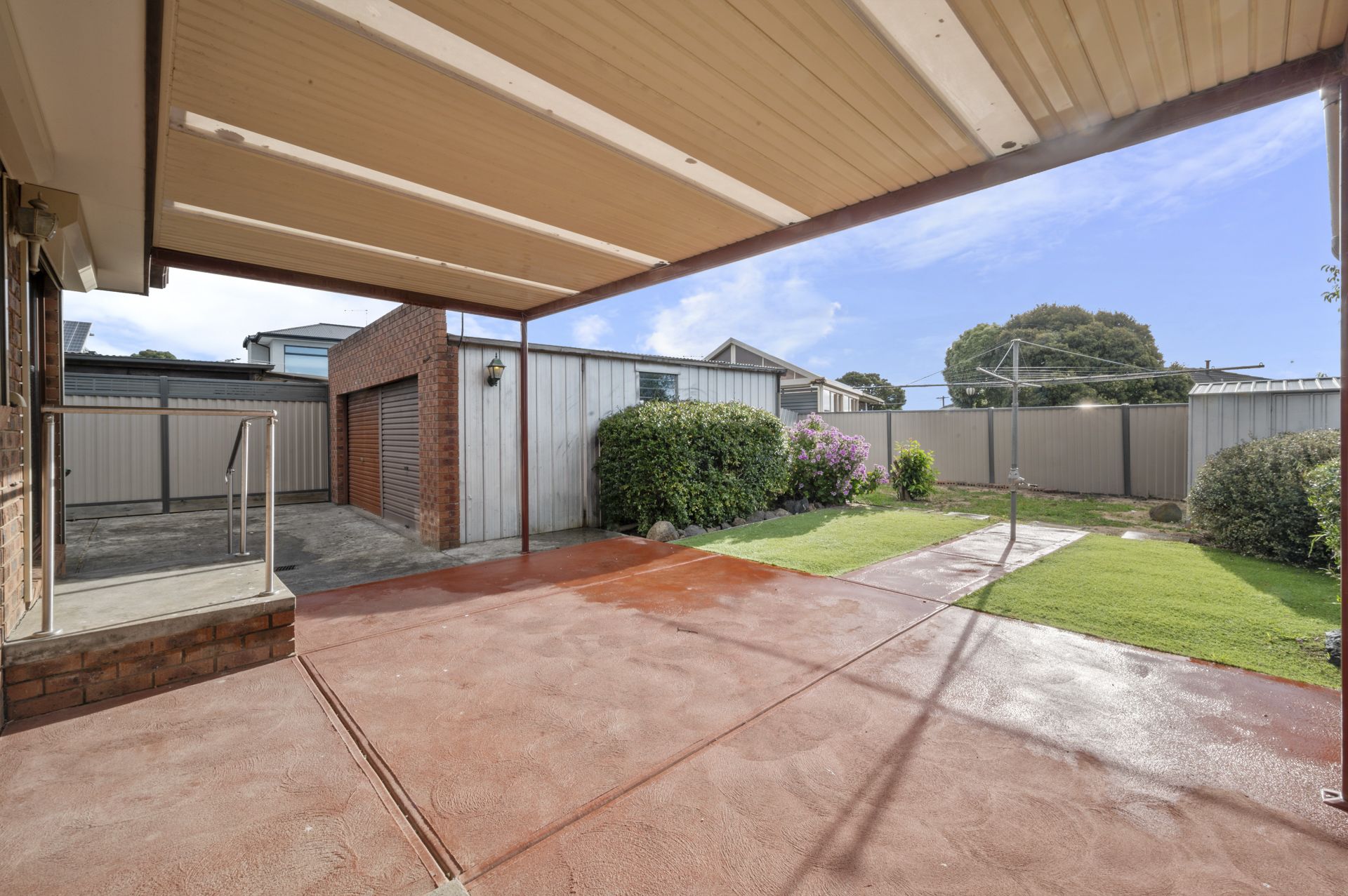 Prime Location For Home Or Investment