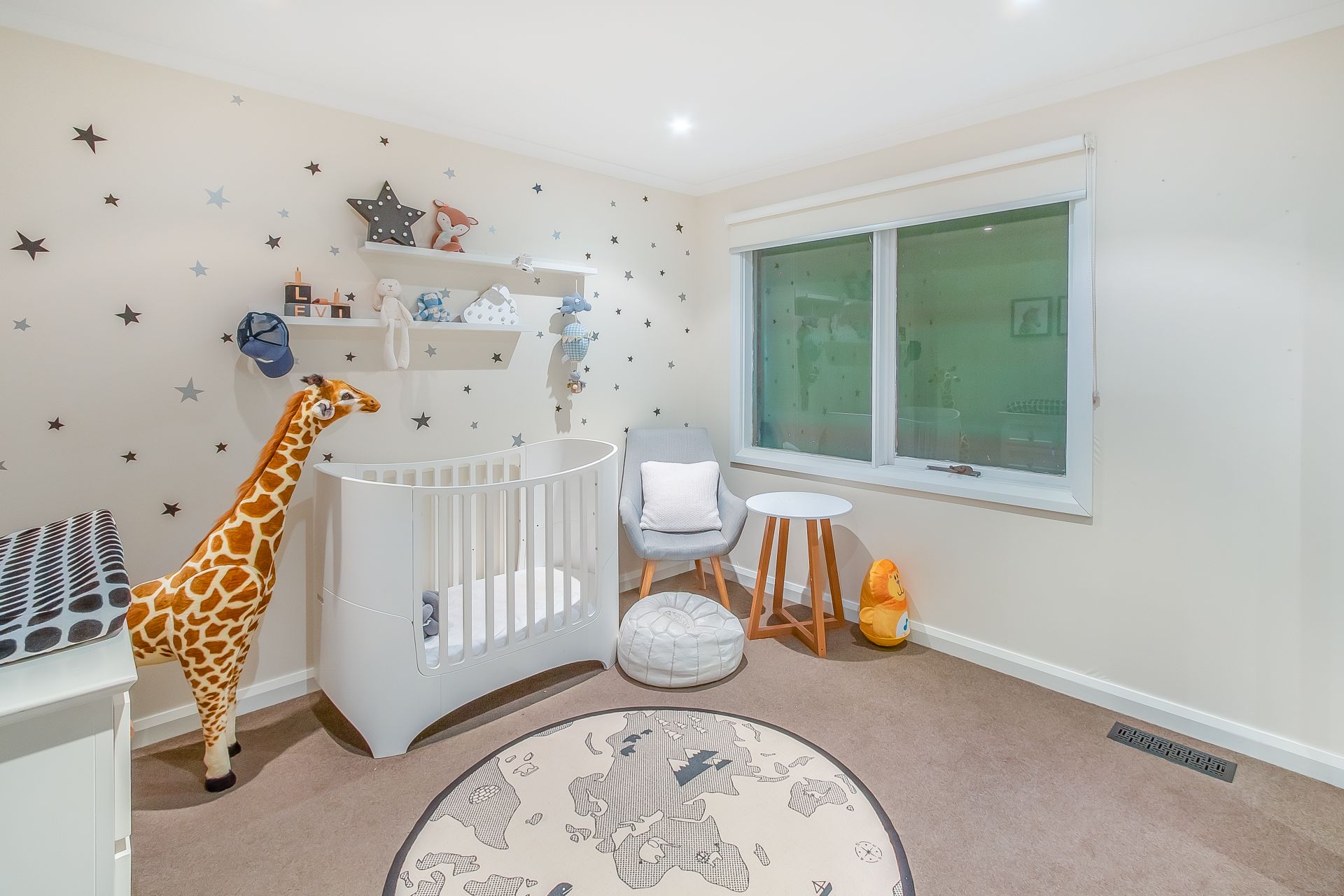 FOUR BEDROOM FAMILY HOME!