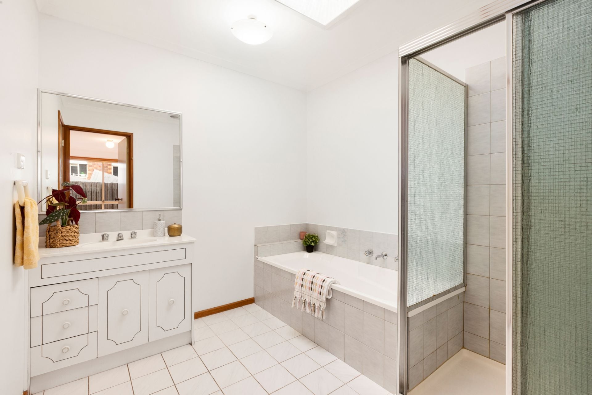 Position, Privacy & Proportions