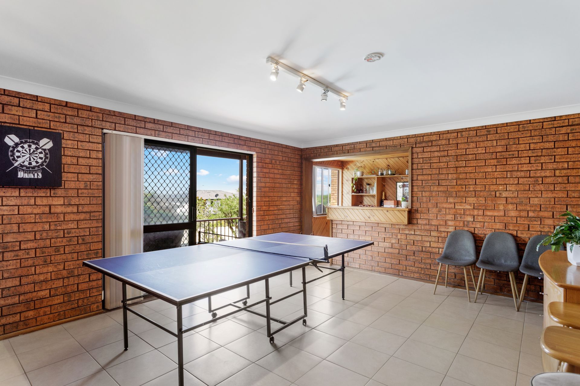 Real Estate For Sale 25 Curzon Avenue Bateau Bay , NSW