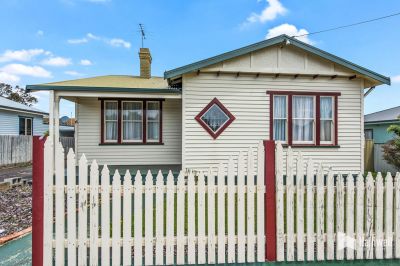 3
 
 
 
  
 
 
 1
 
 
 
  
 
 
 4
 
 
 
 
 
 
 
 11 Tasman Street, Devonport TAS 7310, Devonport - Thumbnail 3