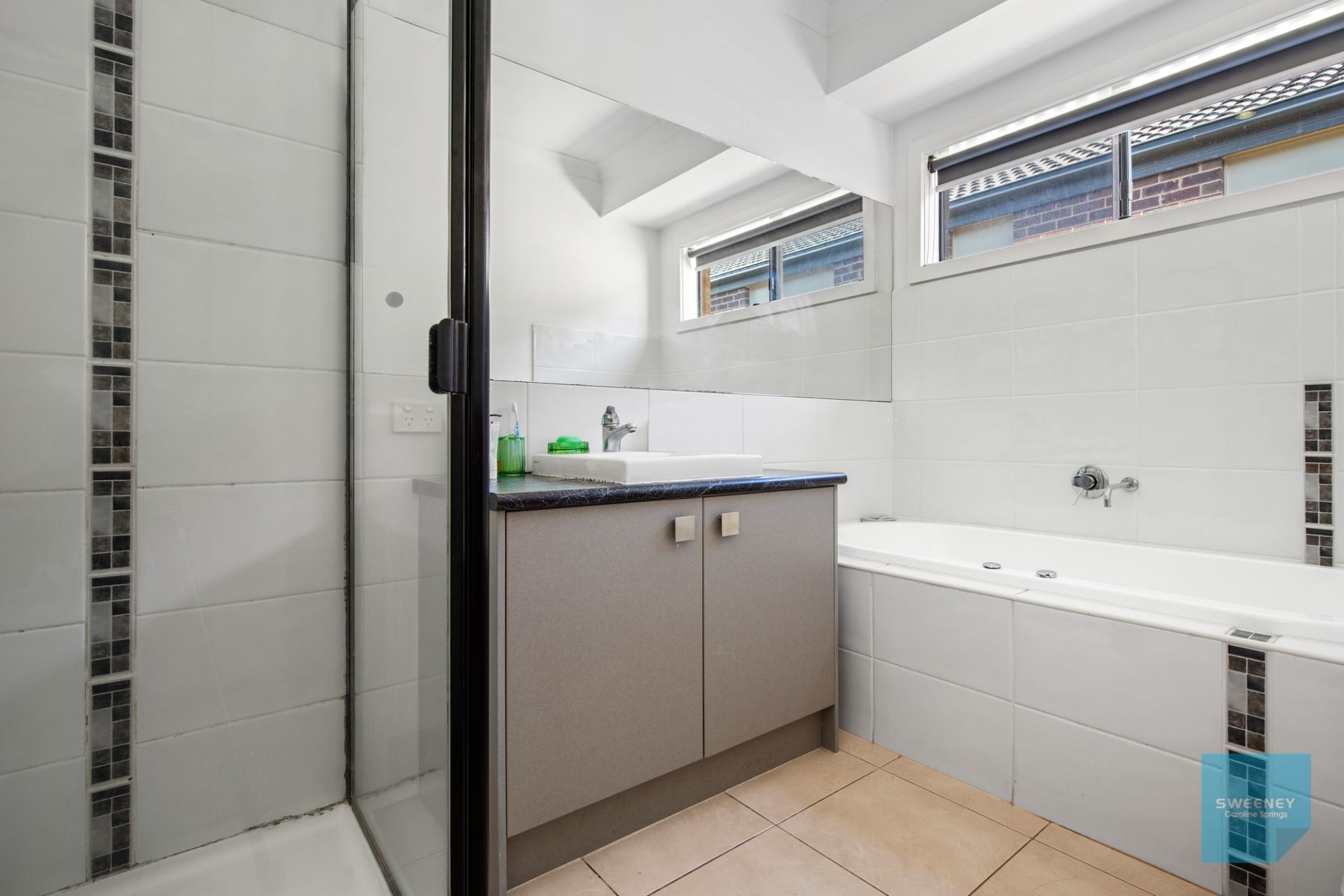 6 Hawksbury Green, Caroline Springs - Thumbnail 7