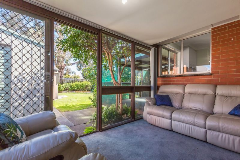 16 Waters Drive, Seaholme - Thumbnail 5