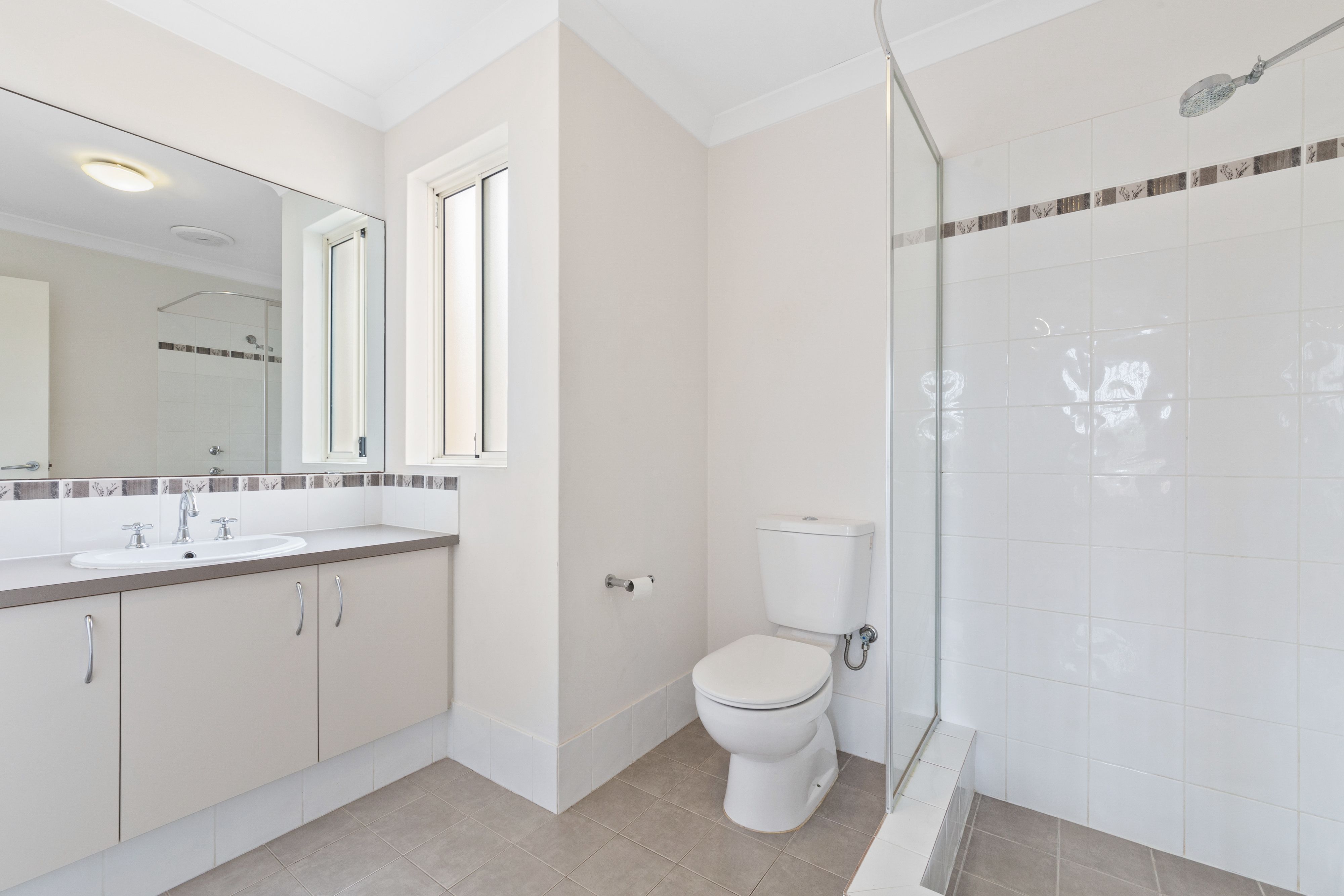 Real Estate For Sale 3/4 Hopkinson Way Wilson , WA