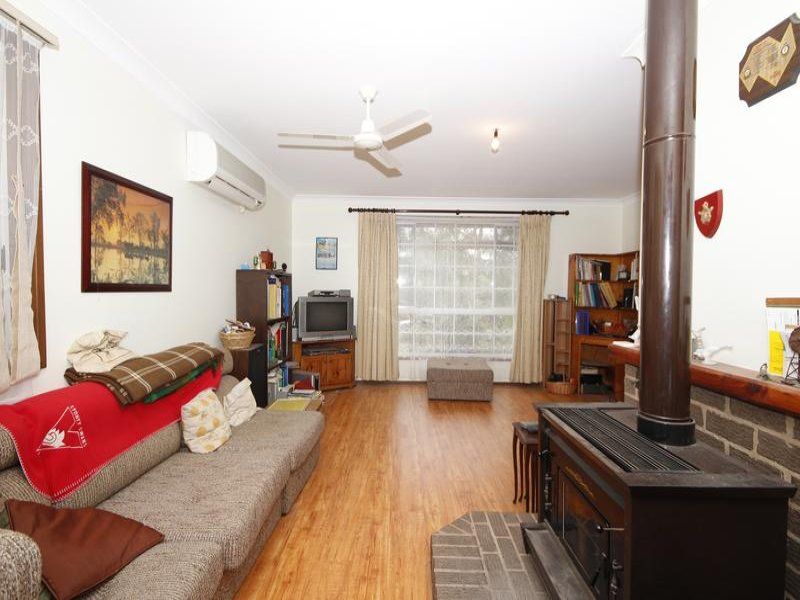 25 Nightingale Square, Glossodia - Thumbnail 5