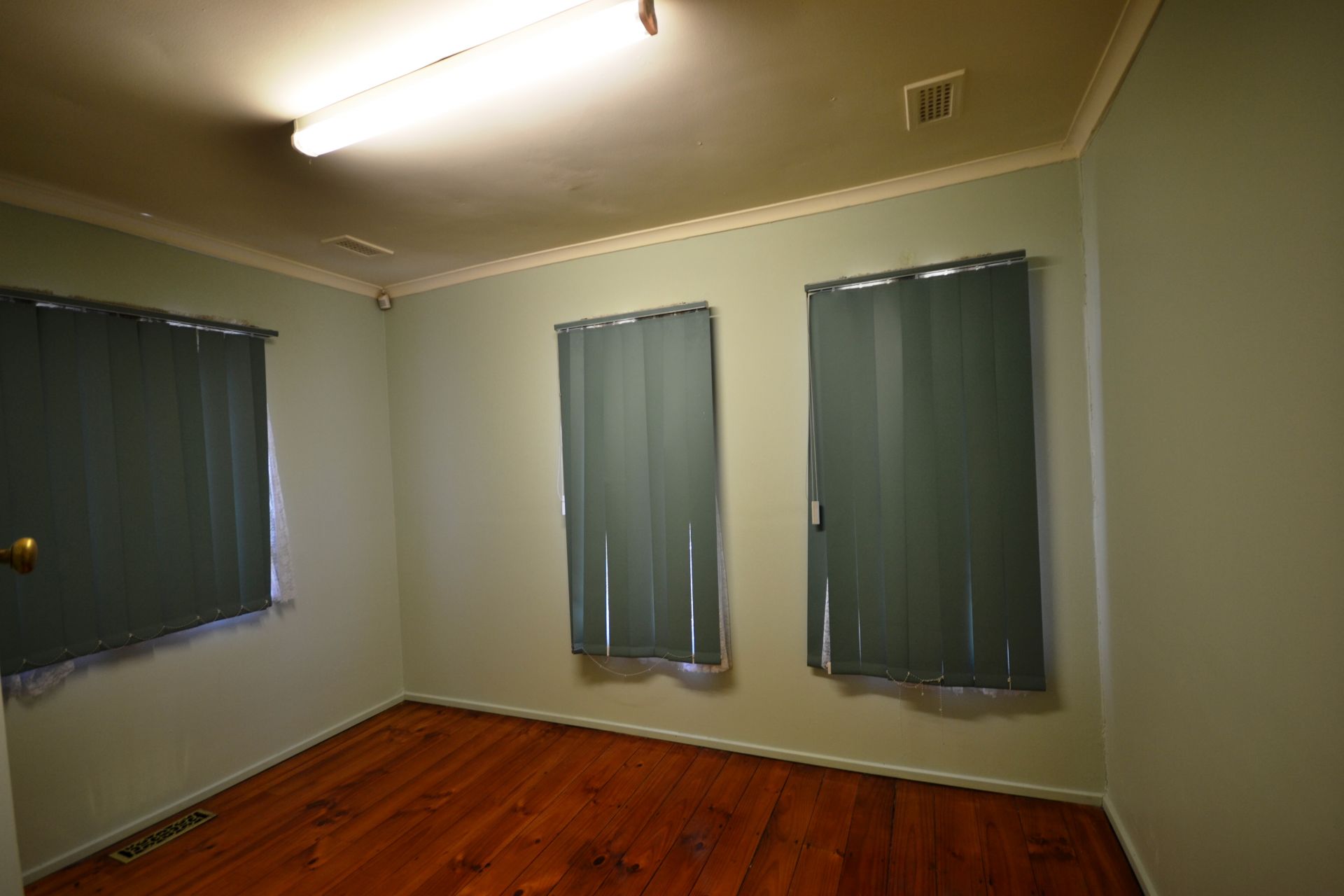 GREAT LOCATION GREAT HOME