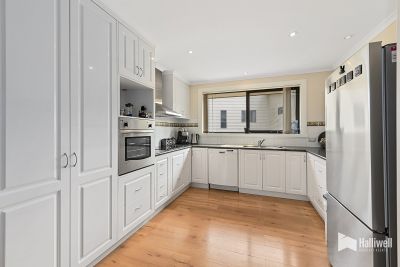 3
 
 
 
  
 
 
 2
 
 
 
  
 
 
 1
 
 
 
 
 
 
 
 57 Penambul Drive, Miandetta TAS 7310, Miandetta - Thumbnail 3