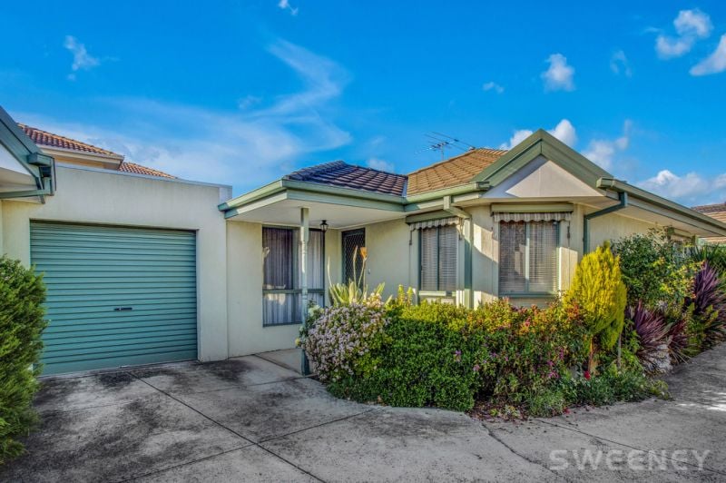 2/49-51 May Avenue, Altona Meadows - Thumbnail 2
