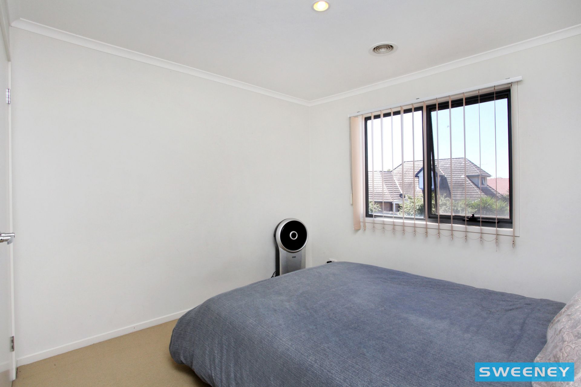 1/8 Sherdley Green, Caroline Springs - Thumbnail 5