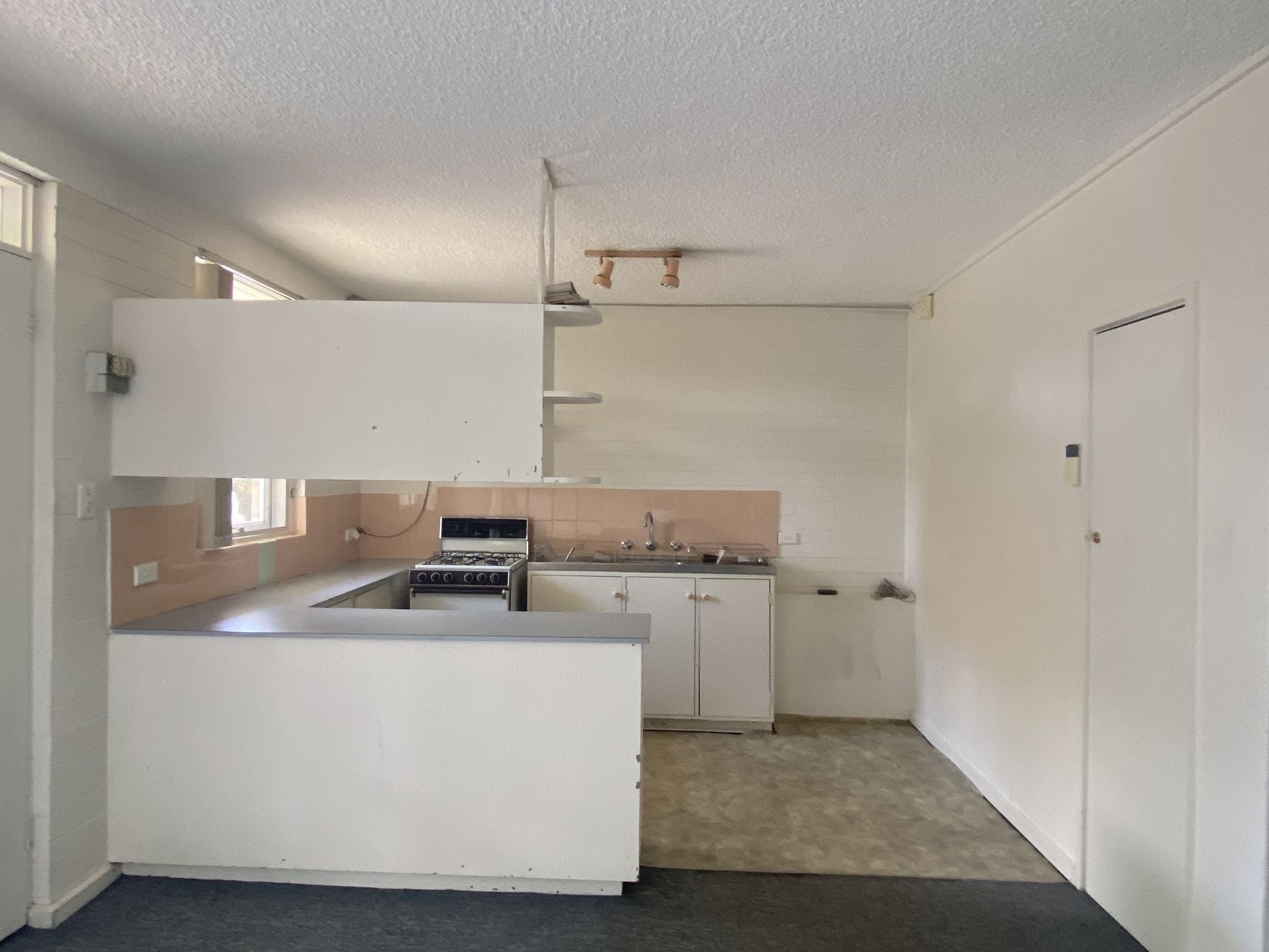 A Pocket in Pender to call home!