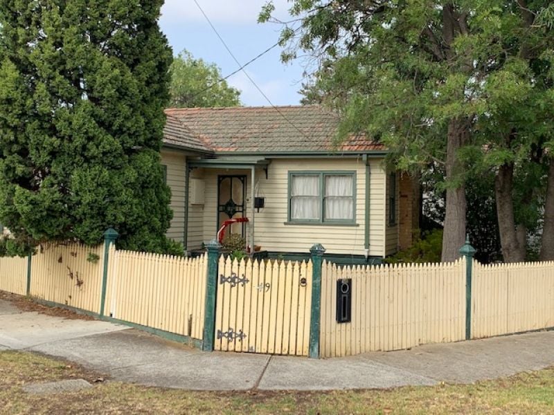 49 Leamington Street, Reservoir