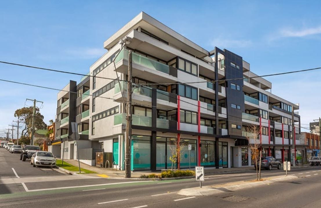 APARTMENT LIVING IN A VIBRANT LIFESTYLE SETTING