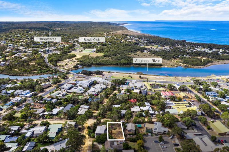 13 Mawson Avenue, Anglesea, VIC, Anglesea - Thumbnail 2