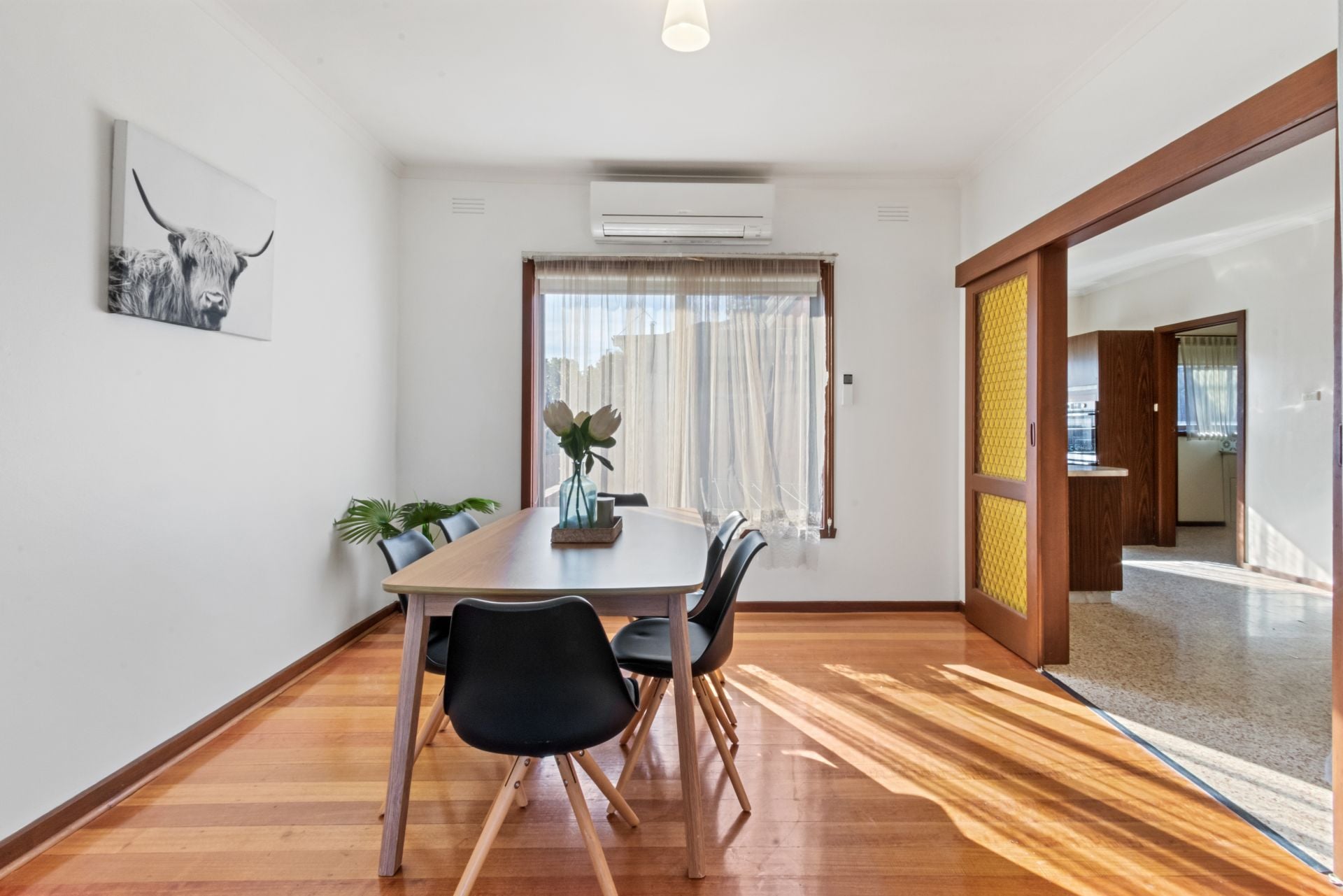 Large Unit Of Grand Home Proportions