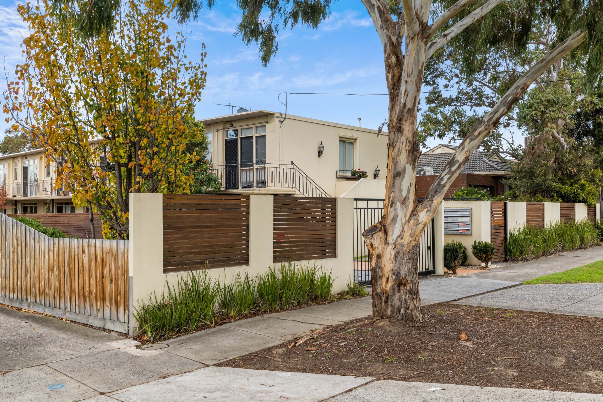 Boutique Living In Thornbury's Finest