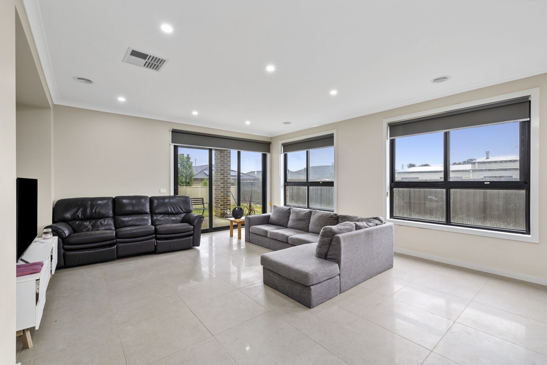 8 Mary Drive Alfredton VIC, Alfredton - Thumbnail 4