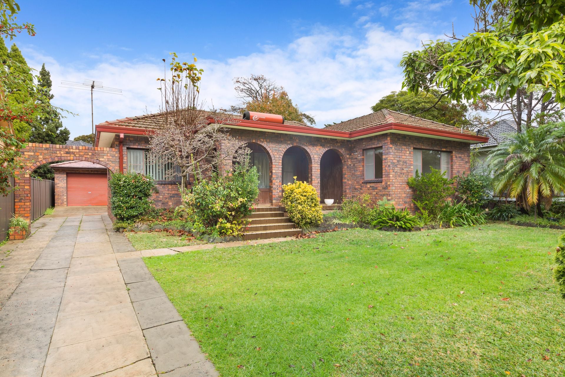 246 President Avenue, Miranda, Miranda - Thumbnail 2