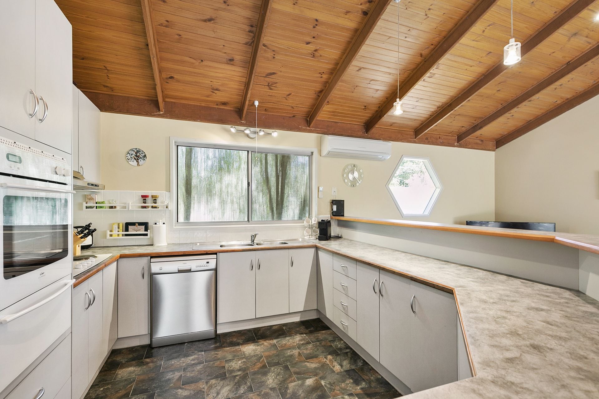 27A McDougall Road, Anglesea - Thumbnail 5
