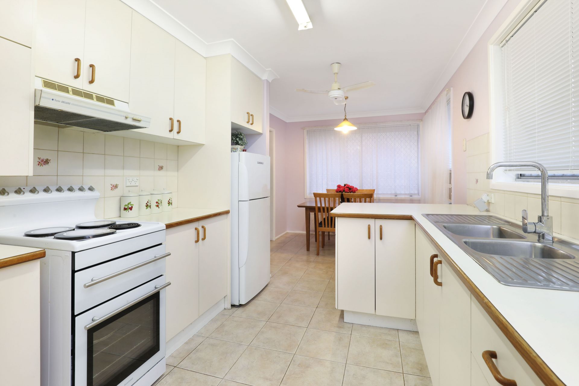 Real Estate For Sale 73 Princes Highway Corrimal , NSW