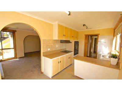 3
 
 
 
  
 
 
 1
 
 
 
  
 
 
 1
 
 
 
 
 
 
 
 4 Rose Court, DEVONPORT TAS 7310, Devonport - Thumbnail 3