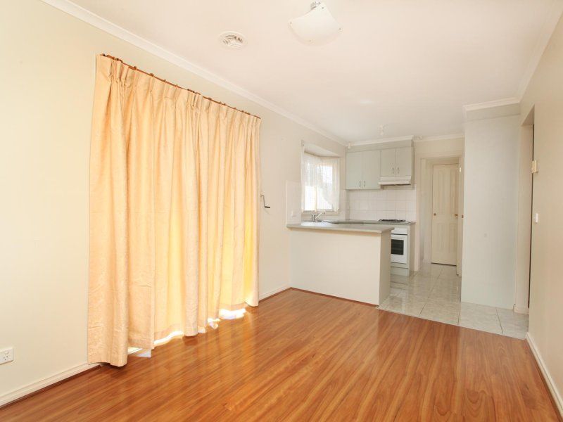 50 Wyperfeld Circuit, Caroline Springs - Thumbnail 6