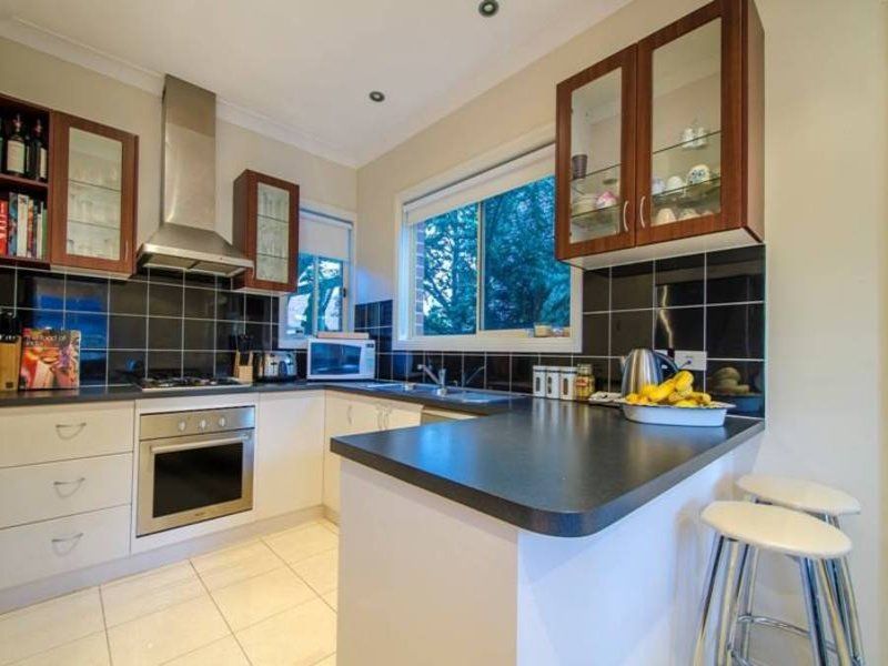 53 Waratah Drive, Altona Meadows - Thumbnail 4
