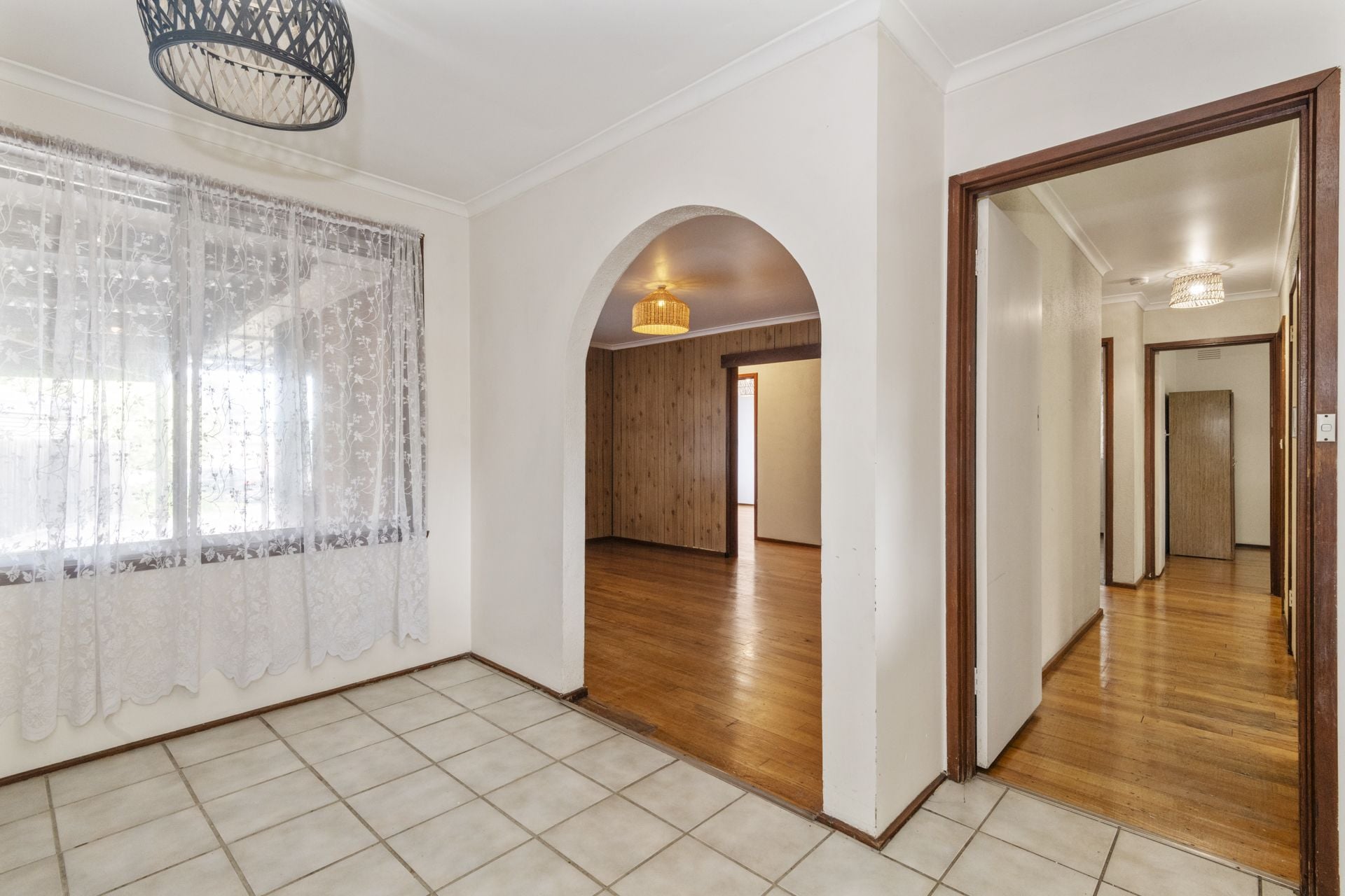 PERFECT FAMILY HOME IN PERFECT QUIET COURT LOCATION