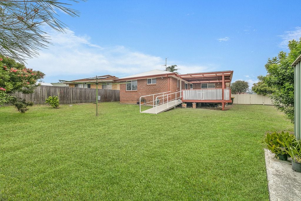 74 Colonial Circuit, WAUCHOPE NSW 2446