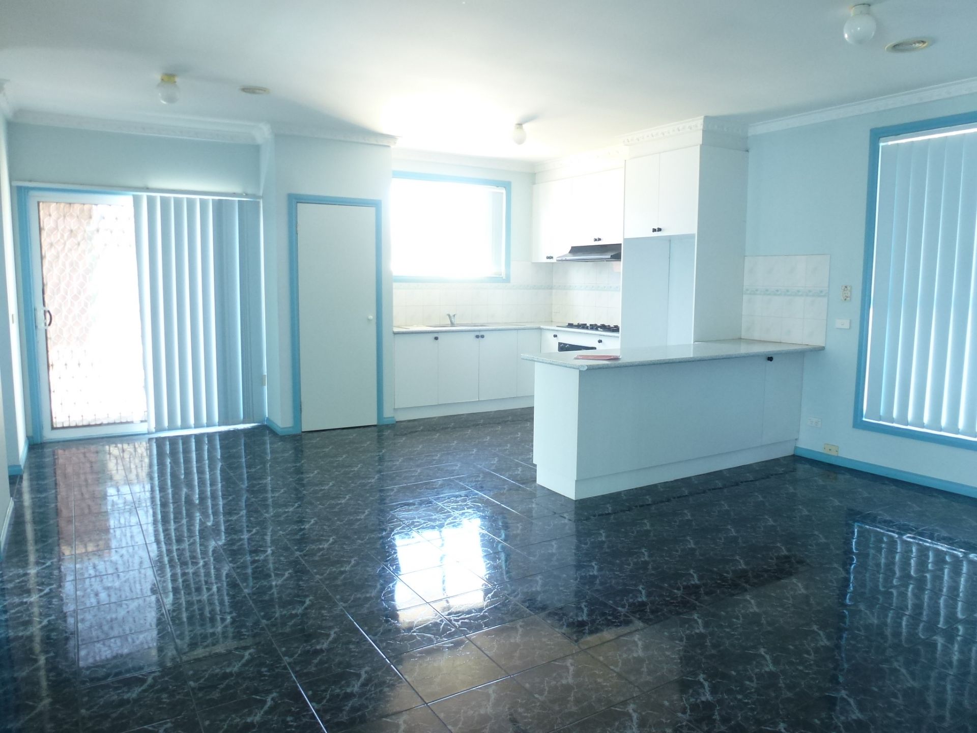 Spacious Home Like Unit