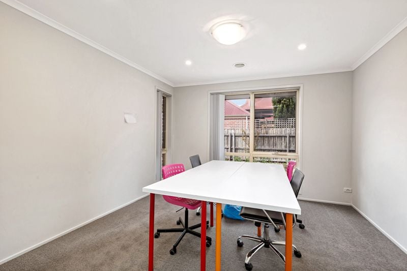 12 Spinningdale Close, Seabrook - Thumbnail 4