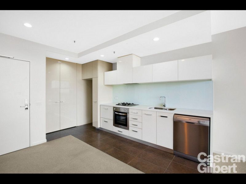708/8 Breavington Way, Northcote - Thumbnail 4