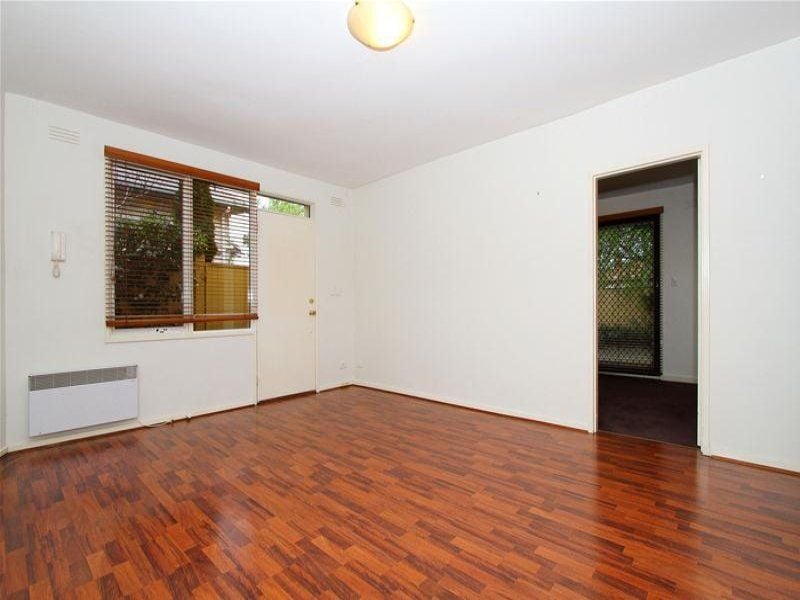 1/110 Normanby Avenue, Thornbury