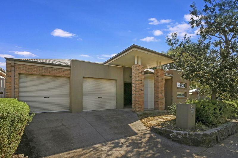 54 Farmhouse Boulevard, Epping
