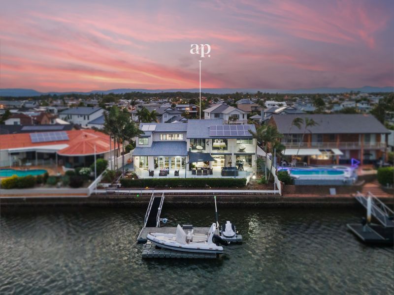 $ 2,490,000, Runaway Bay - Thumbnail 3