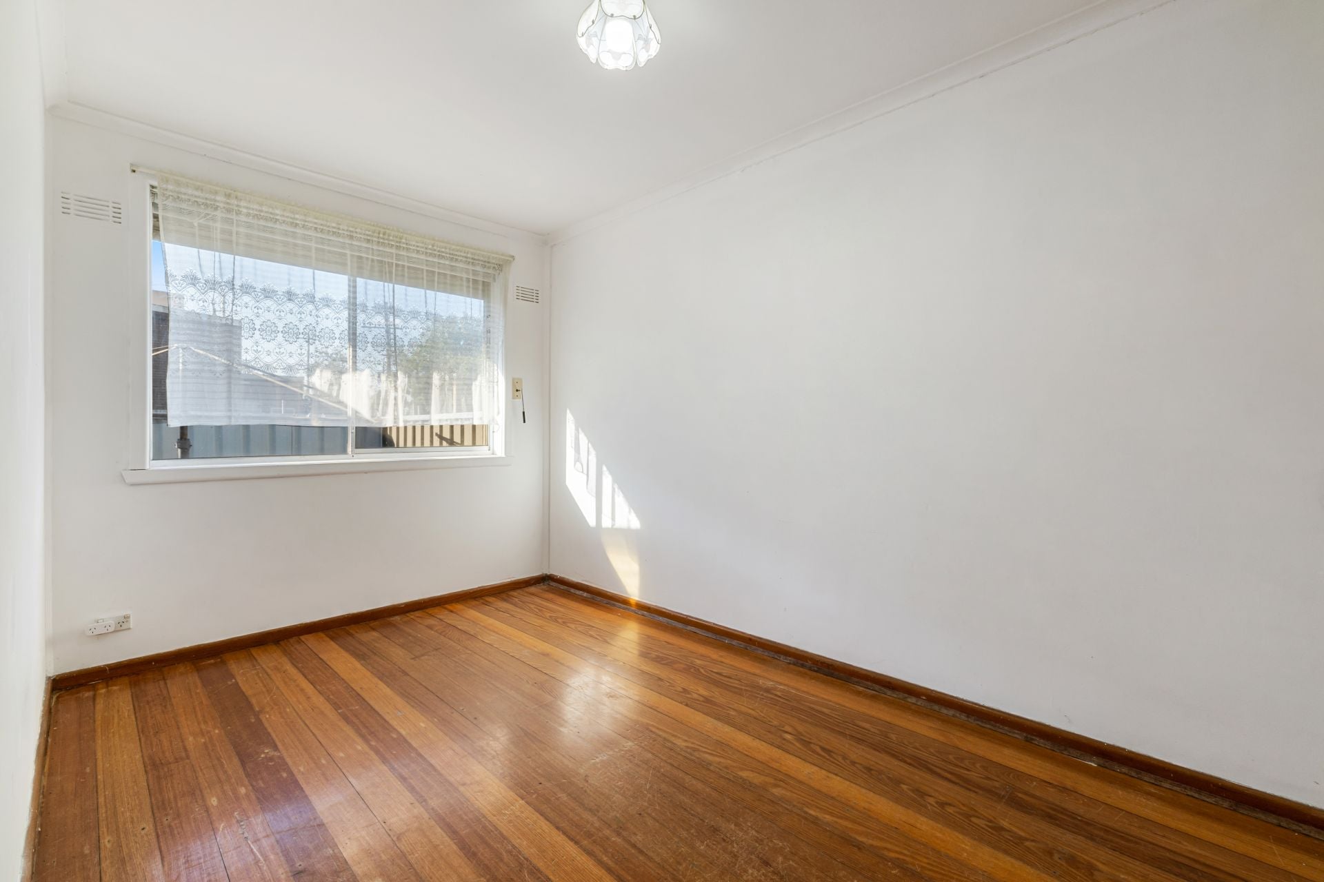 PERFECT LOW MAINTENANCE LIVING
