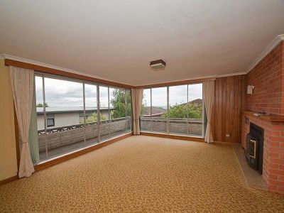 4
 
 
 
  
 
 
 2
 
 
 
  
 
 
 5
 
 
 
 
 
 
 
 14 Haines Place, DEVONPORT TAS 7310, Devonport - Thumbnail 7