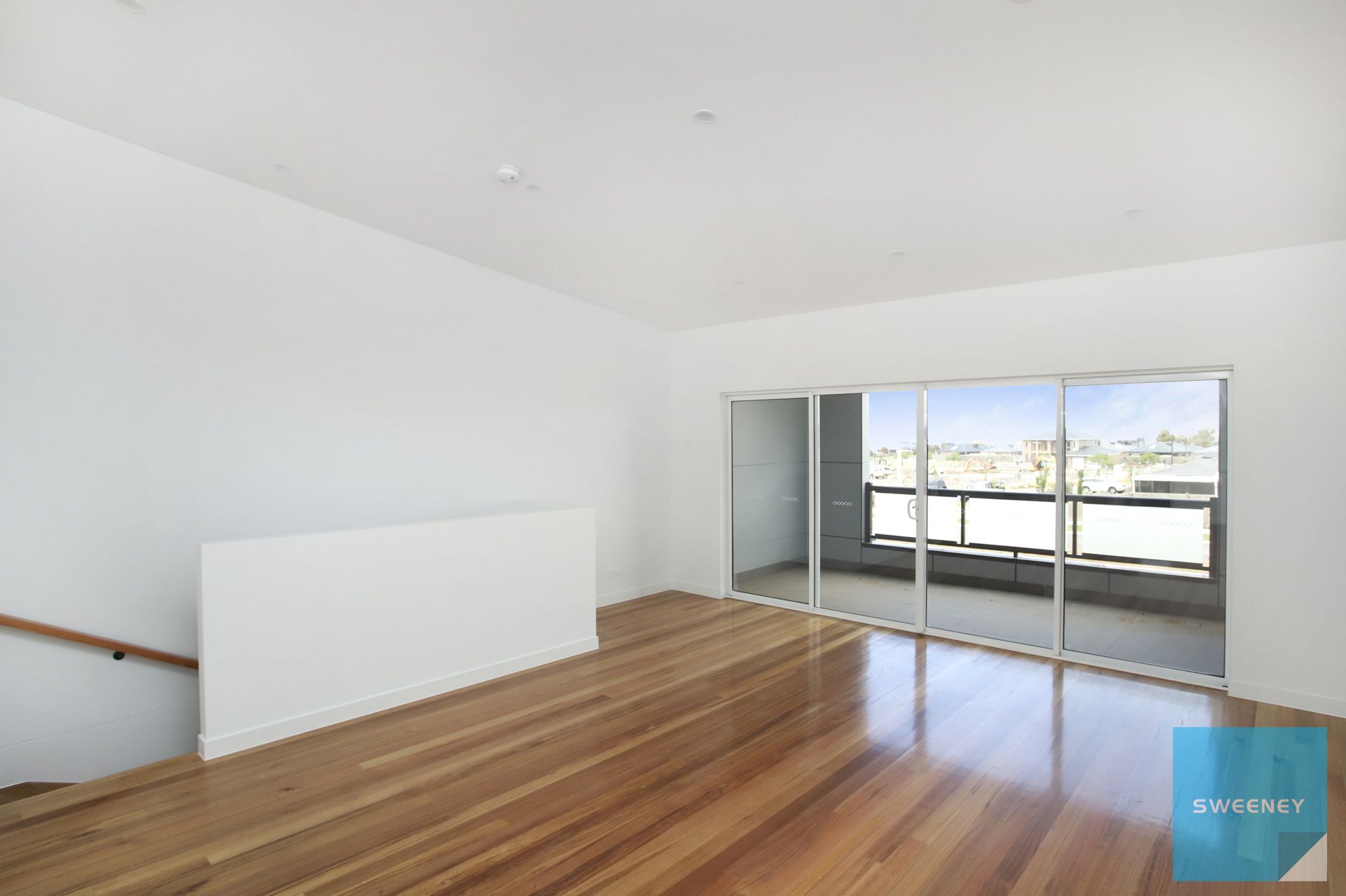 4/23 Lockwood Court, Fraser Rise - Thumbnail 6