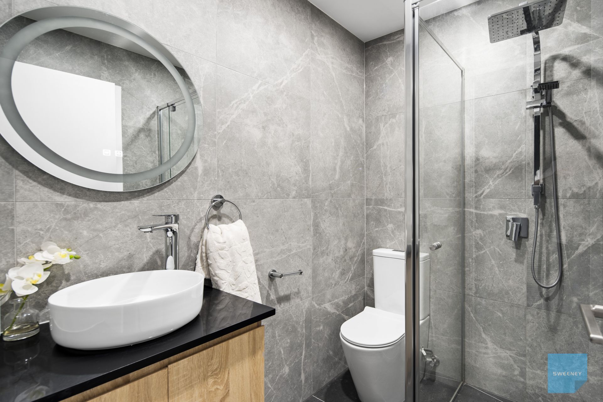 11 Holcolme Street, Caroline Springs - Thumbnail 6