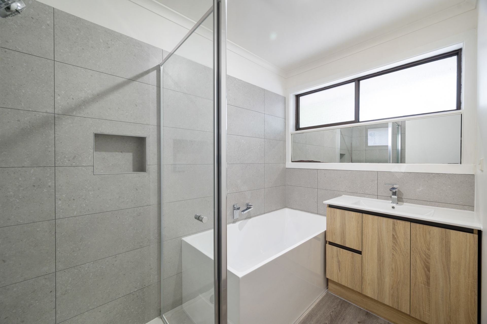 Renovated Unit in Ideal Locale