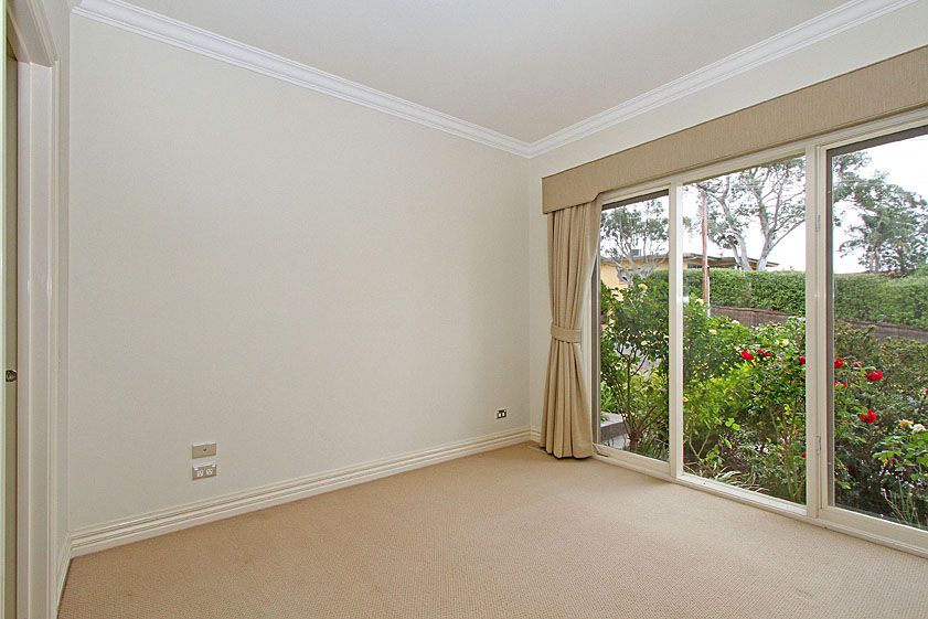 Quiet Location with Sweeping Parkland Views!